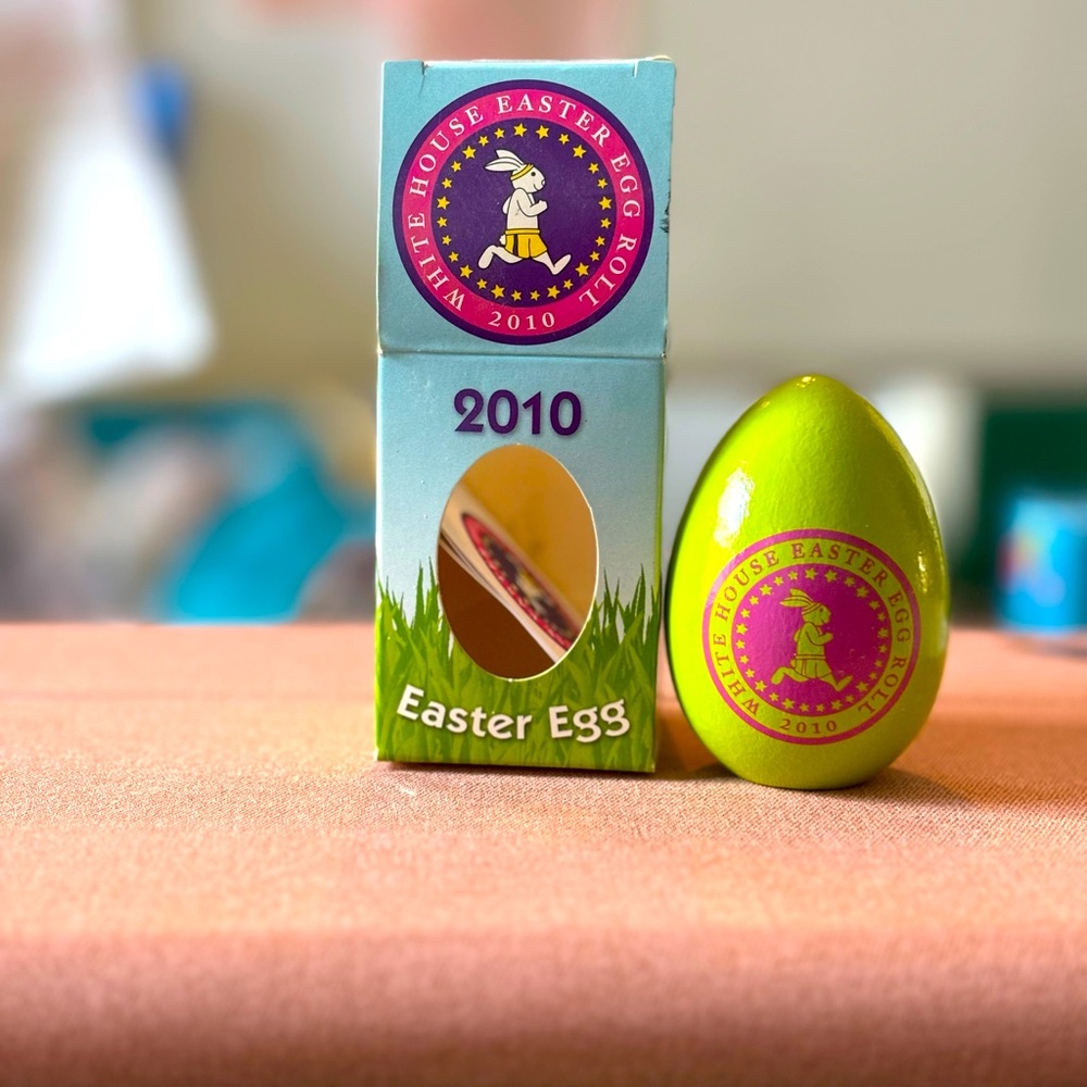 EXTREMELY RARE 2010 White House Easter Egg
